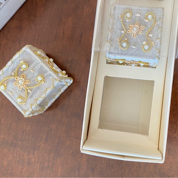 Pier 1 square gold colored napkin rings, set of 8 - Picture 9 of 9